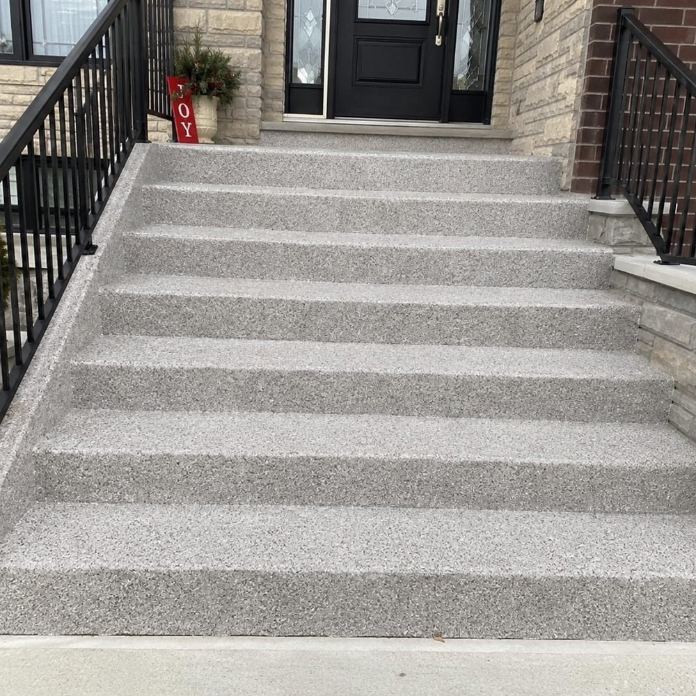 Plancher époxy escaliers & balcons extérieurs à Mascouche